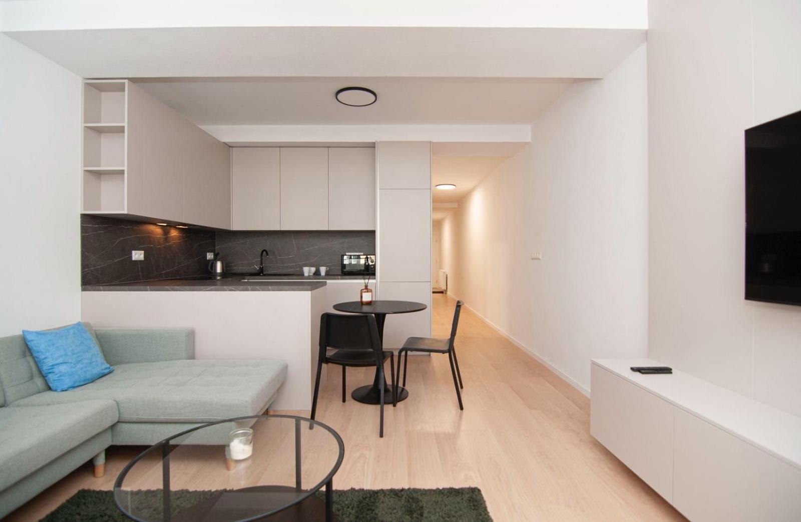 Beautiful Apartment In The City Center Bratislava Exterior foto